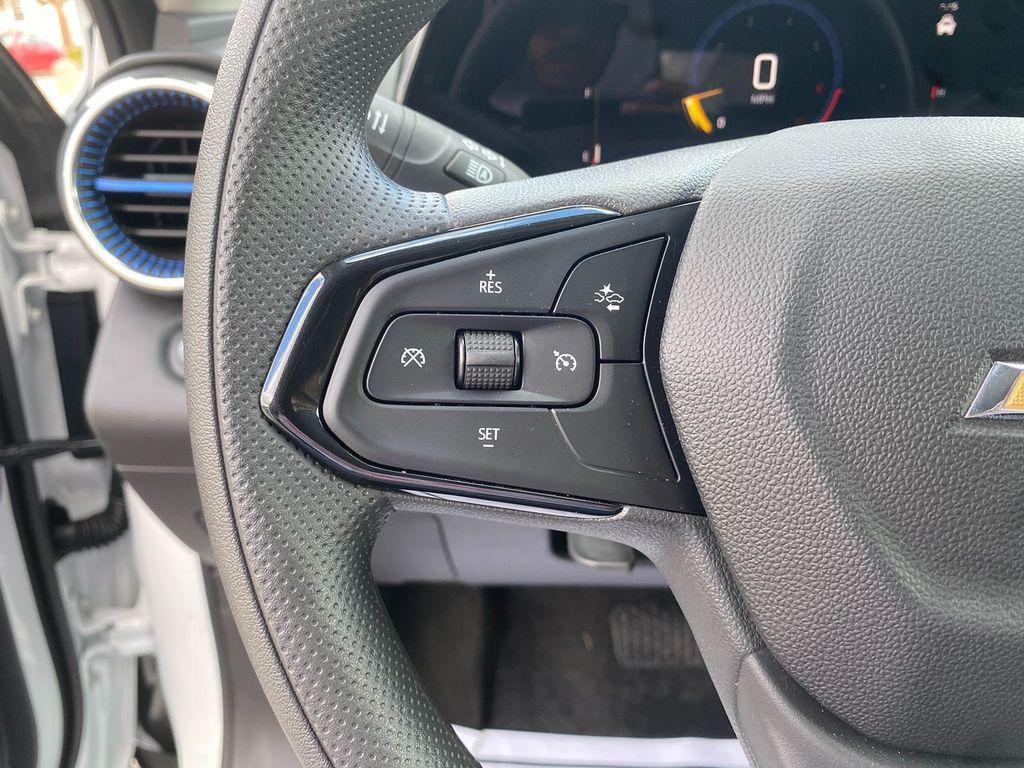 used 2025 Chevrolet Trax car, priced at $24,321