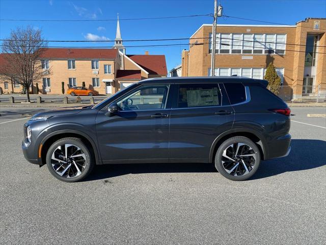 new 2024 Mitsubishi Outlander car, priced at $41,333