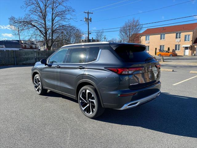 new 2024 Mitsubishi Outlander car, priced at $41,333