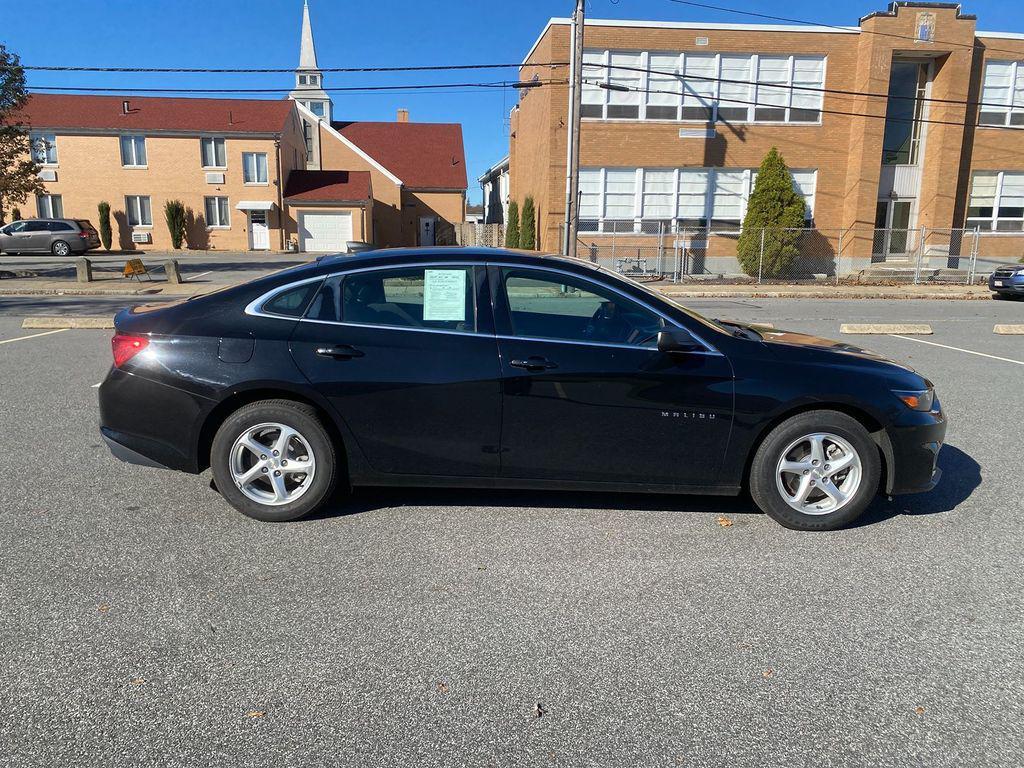 used 2018 Chevrolet Malibu car, priced at $15,988