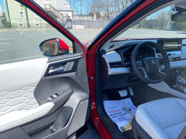 new 2025 Mitsubishi Outlander car, priced at $41,643
