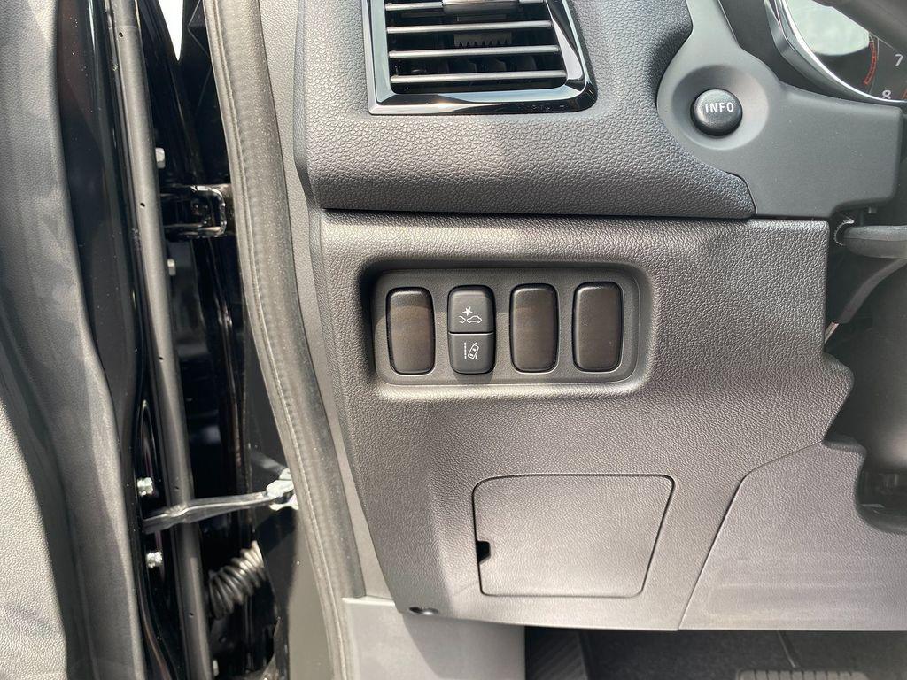 new 2025 Mitsubishi Outlander Sport car, priced at $34,503