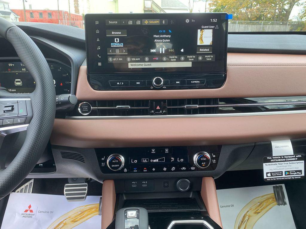 new 2025 Mitsubishi Outlander car, priced at $46,588