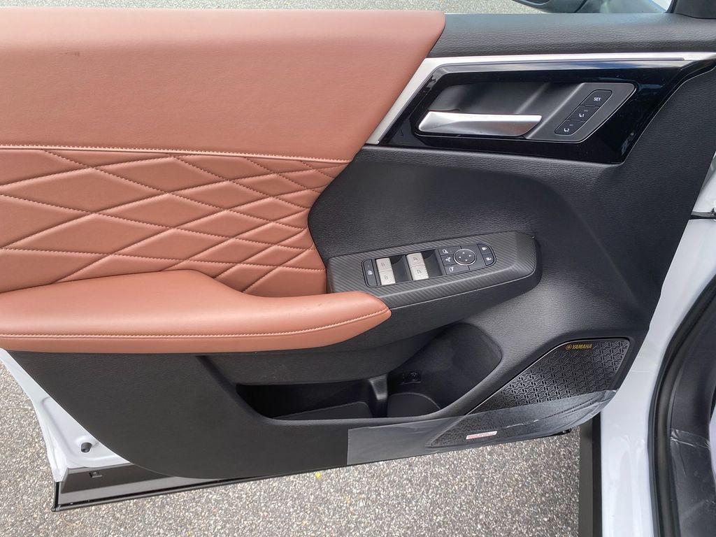 new 2025 Mitsubishi Outlander car, priced at $46,588