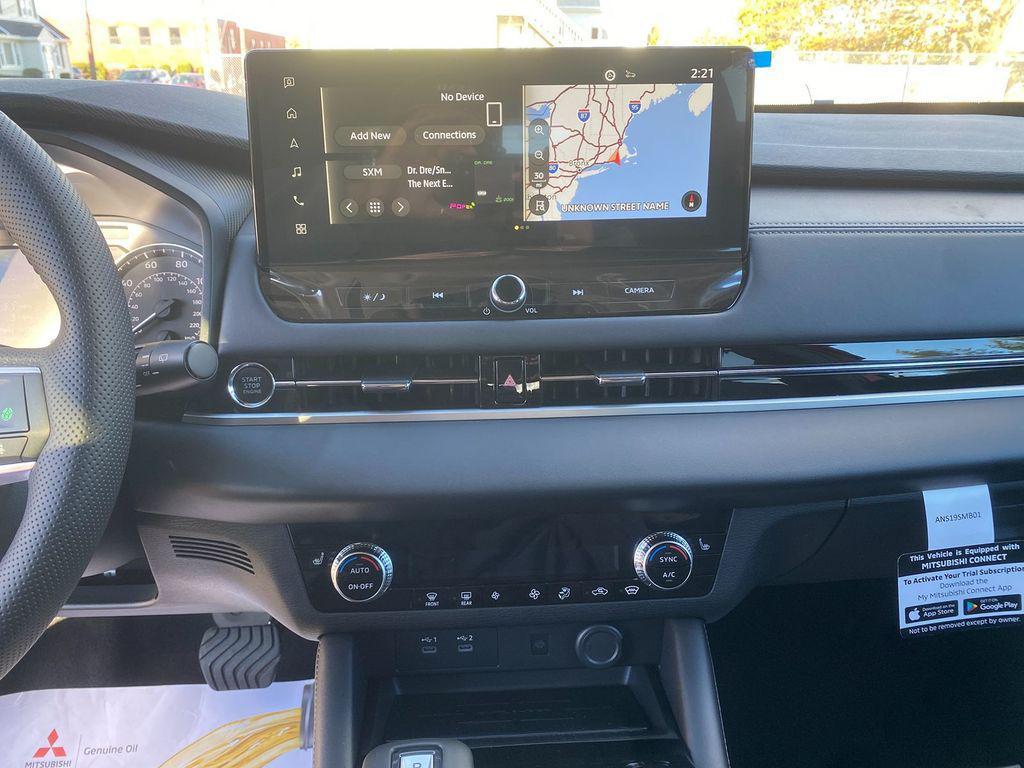 new 2025 Mitsubishi Outlander car, priced at $38,403