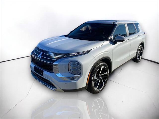 new 2024 Mitsubishi Outlander car, priced at $38,003