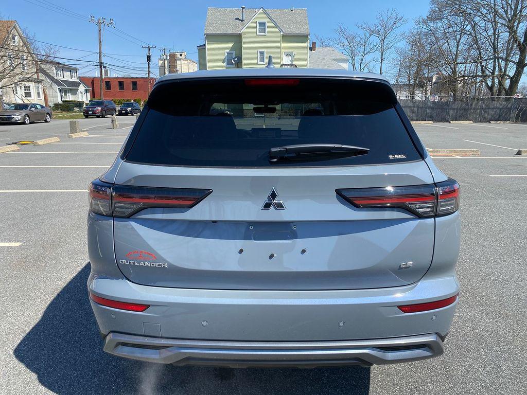 new 2025 Mitsubishi Outlander car, priced at $39,768