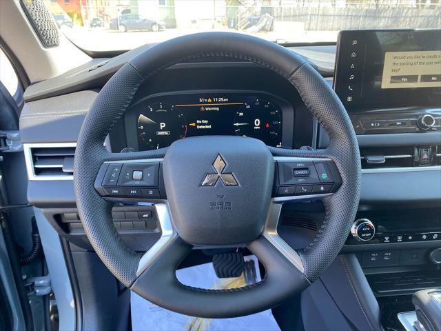 new 2025 Mitsubishi Outlander car, priced at $39,768