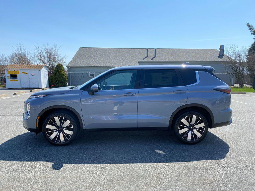 new 2025 Mitsubishi Outlander car, priced at $39,768