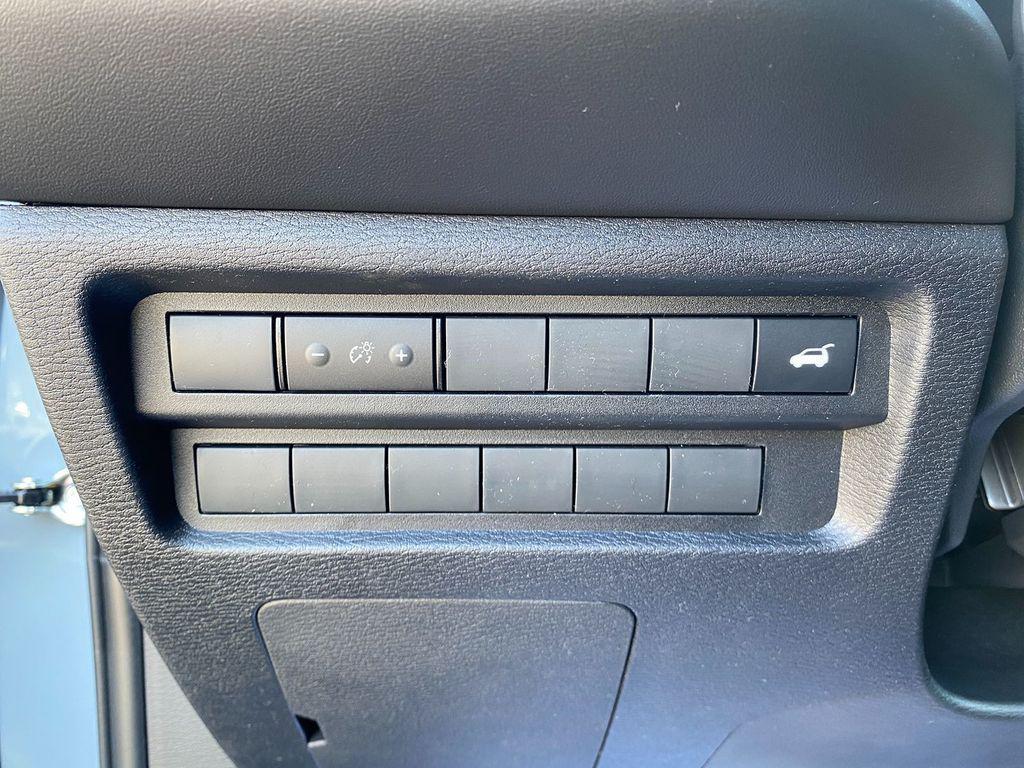 new 2025 Mitsubishi Outlander car, priced at $39,768