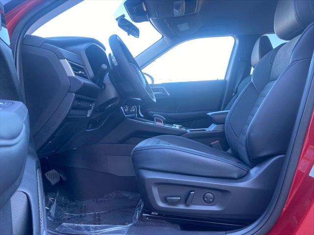 used 2024 Mitsubishi Outlander car, priced at $30,976