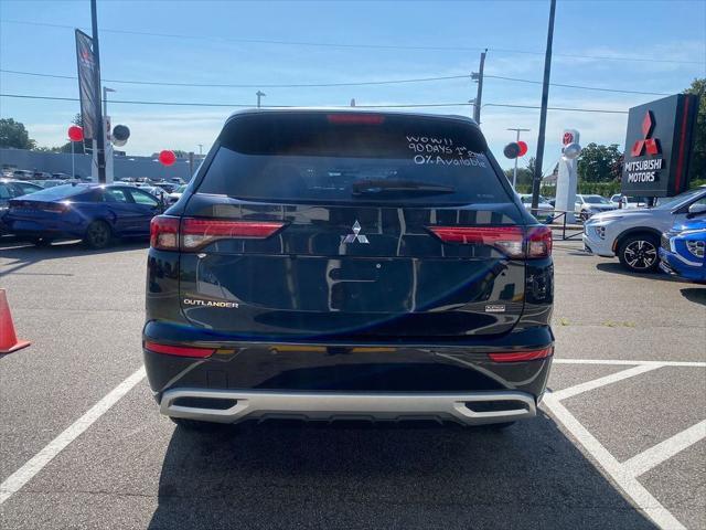 new 2024 Mitsubishi Outlander car, priced at $42,388