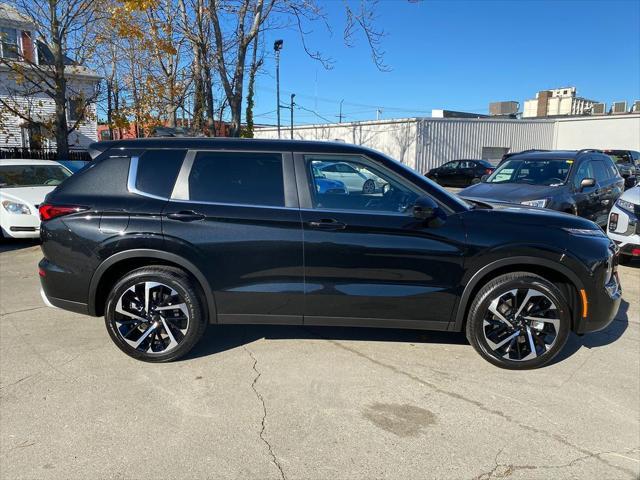 new 2024 Mitsubishi Outlander car, priced at $35,623