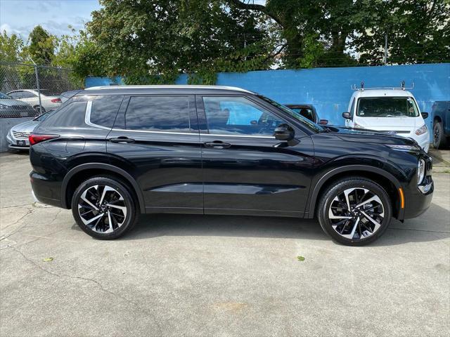 new 2024 Mitsubishi Outlander car, priced at $39,363