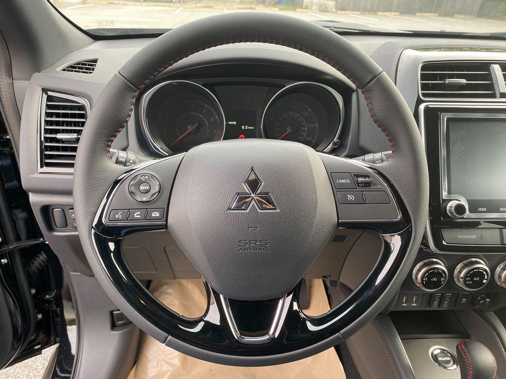 new 2025 Mitsubishi Outlander Sport car, priced at $34,768