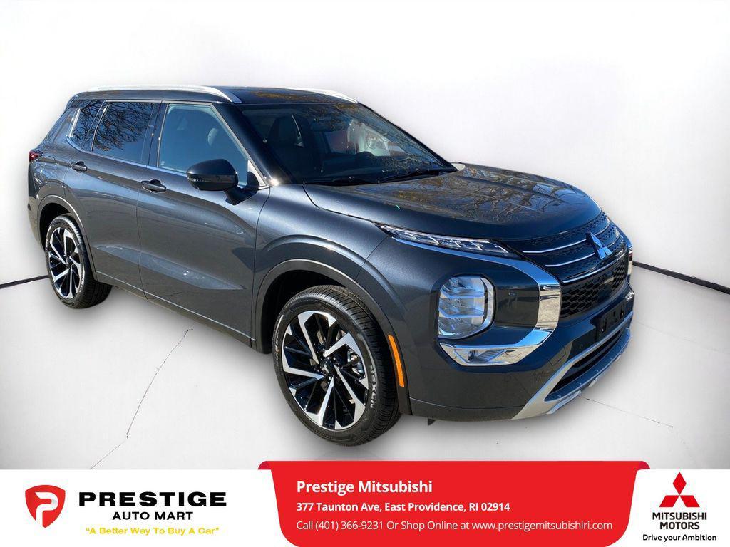 new 2024 Mitsubishi Outlander car, priced at $33,020