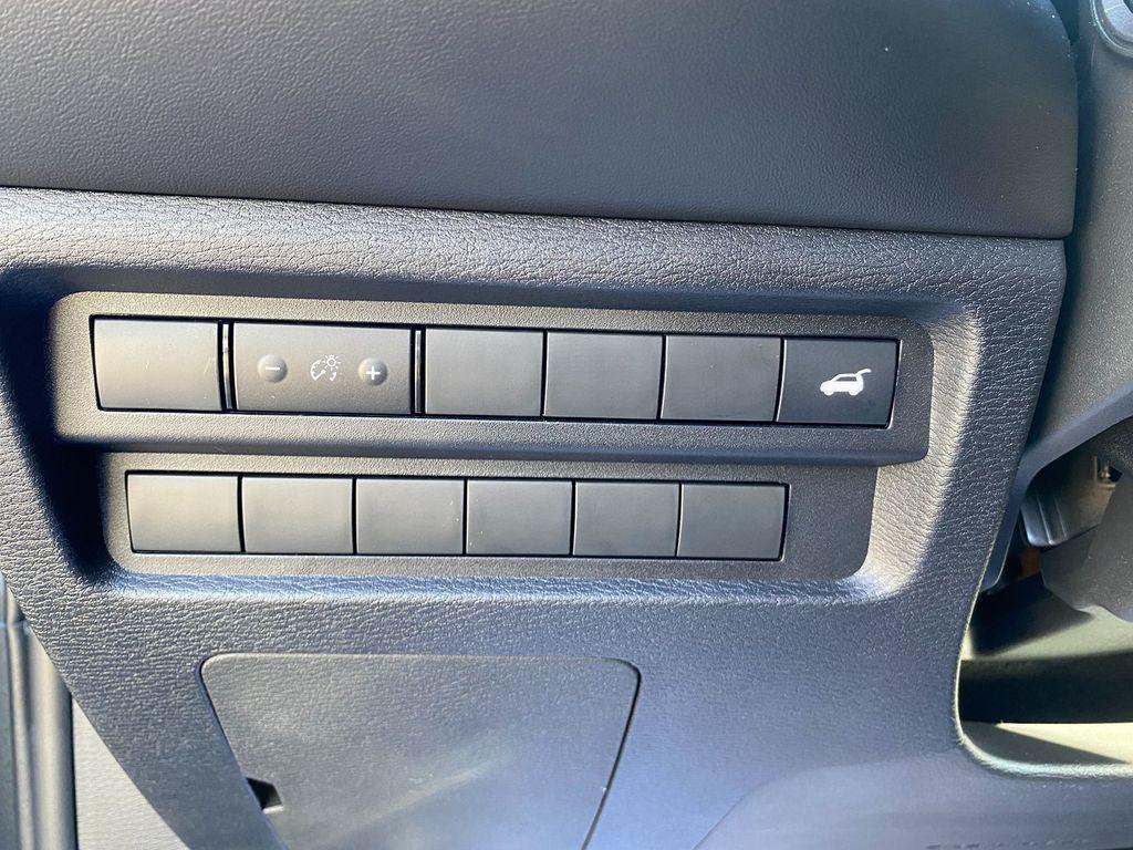 new 2024 Mitsubishi Outlander car, priced at $33,020