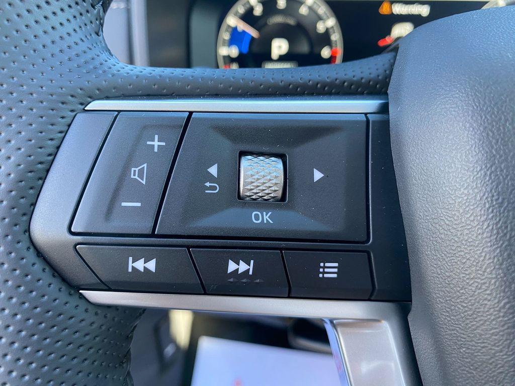 new 2024 Mitsubishi Outlander car, priced at $33,020