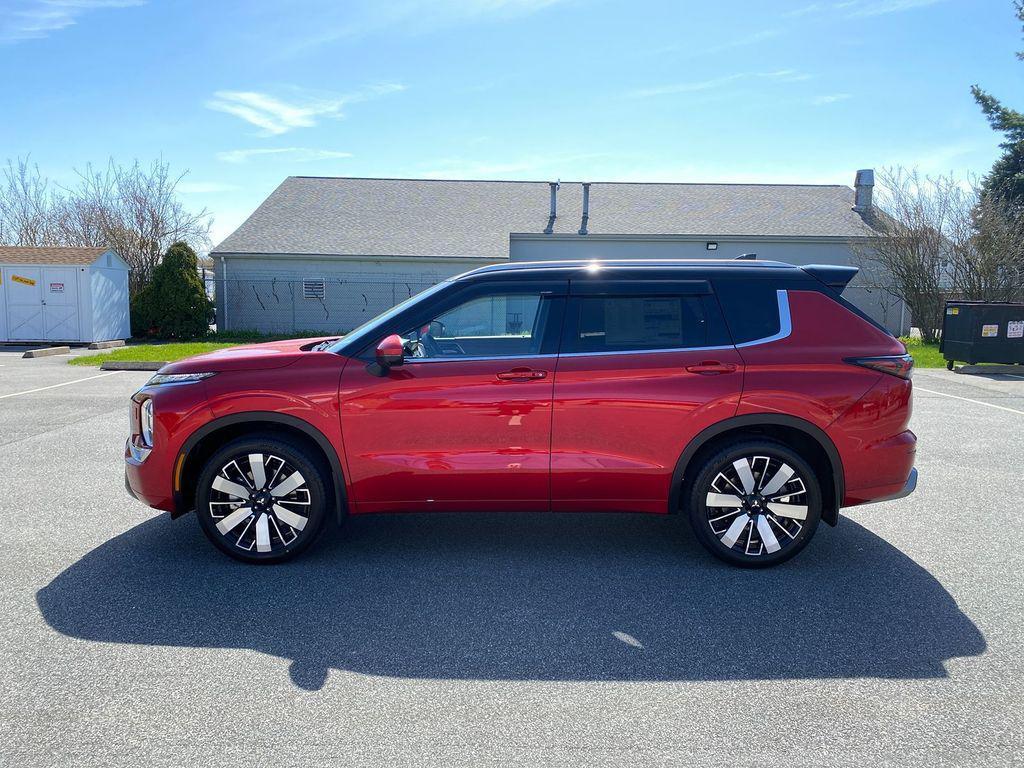new 2025 Mitsubishi Outlander car, priced at $45,738