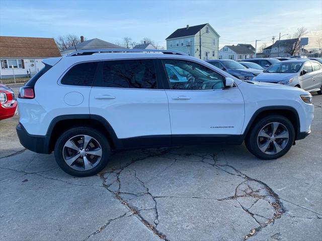 used 2019 Jeep Cherokee car, priced at $16,955