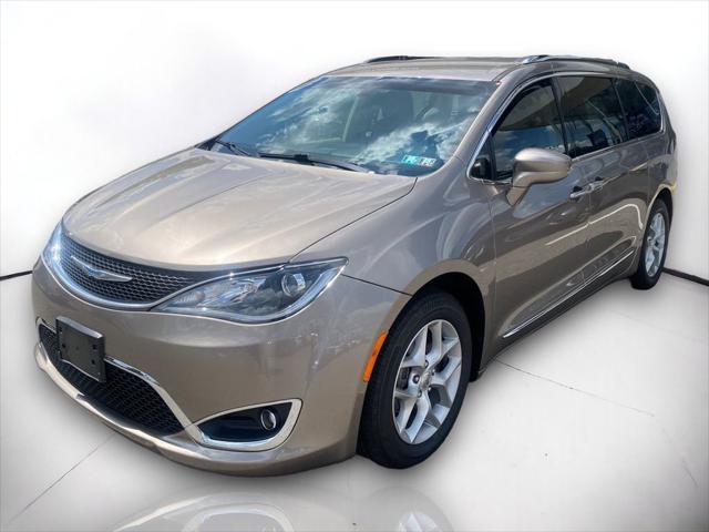 used 2018 Chrysler Pacifica car, priced at $14,497