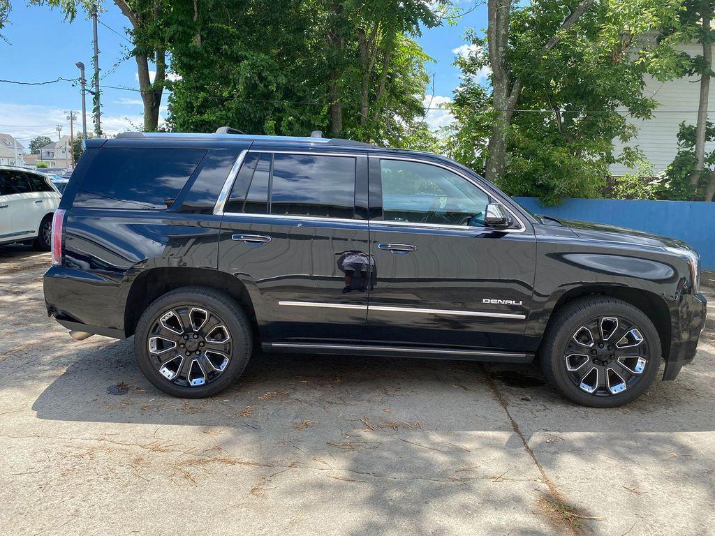 used 2018 GMC Yukon car, priced at $28,995
