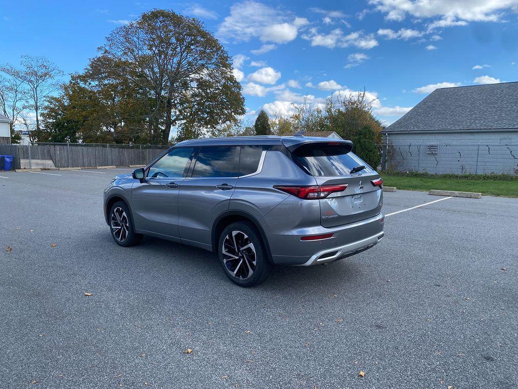 used 2022 Mitsubishi Outlander car, priced at $23,538