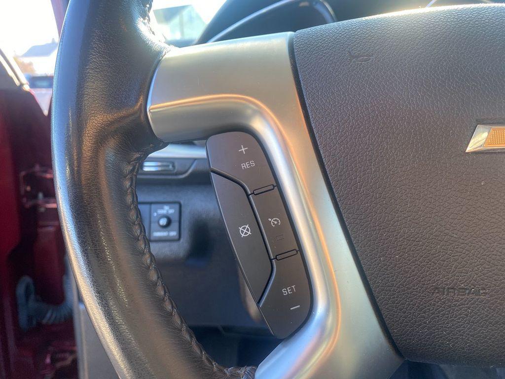 used 2015 Chevrolet Traverse car, priced at $8,988