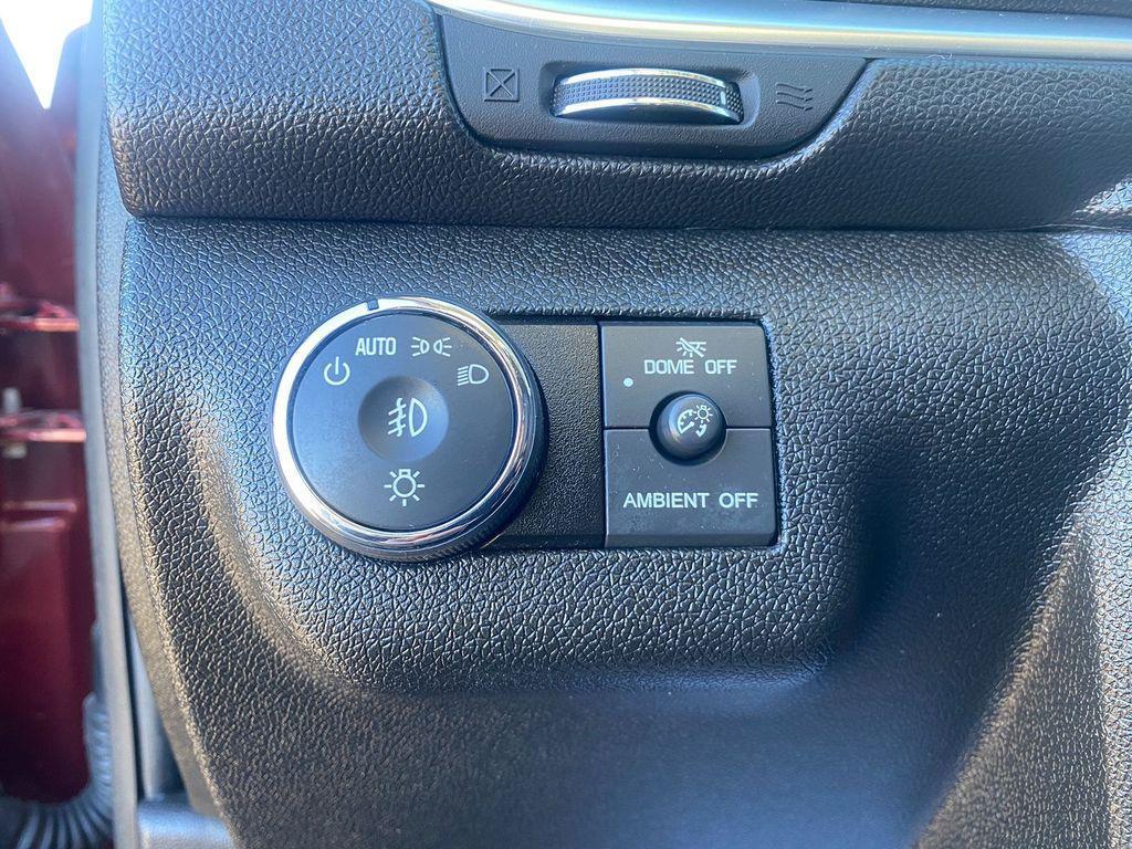 used 2015 Chevrolet Traverse car, priced at $8,988