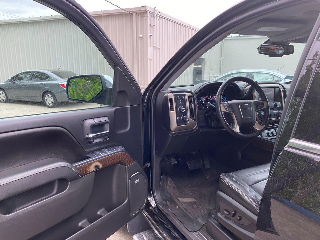 used 2017 GMC Sierra 1500 car, priced at $33,524