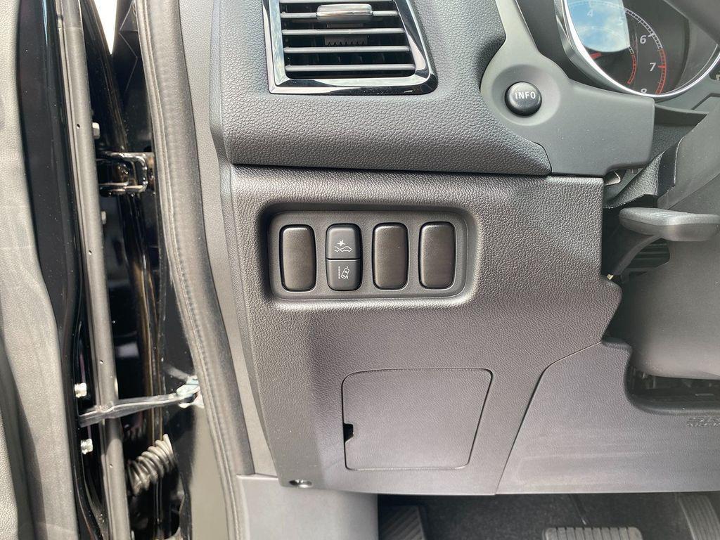 new 2025 Mitsubishi Outlander Sport car, priced at $34,645