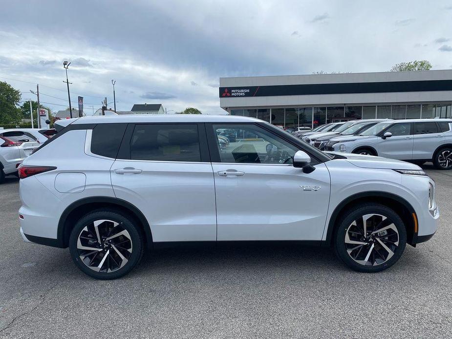 new 2024 Mitsubishi Outlander PHEV car, priced at $46,558