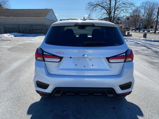 new 2024 Mitsubishi Outlander Sport car, priced at $27,663