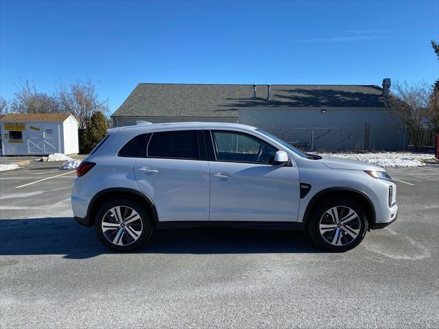 new 2024 Mitsubishi Outlander Sport car, priced at $27,663