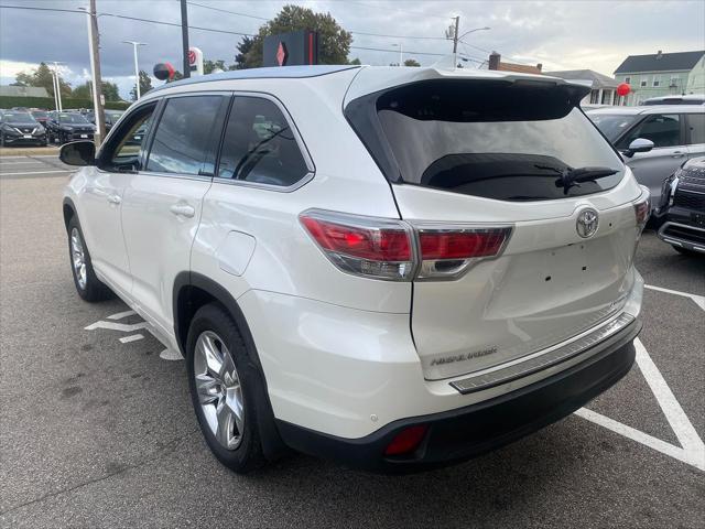 used 2014 Toyota Highlander car, priced at $19,955