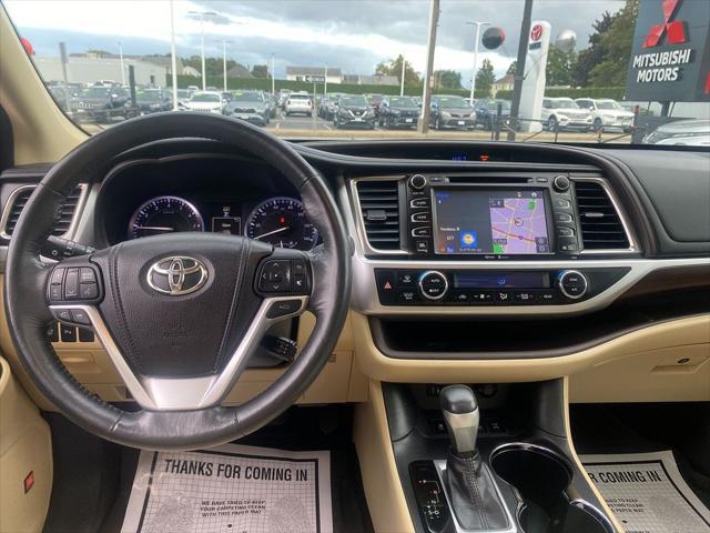 used 2014 Toyota Highlander car, priced at $19,955