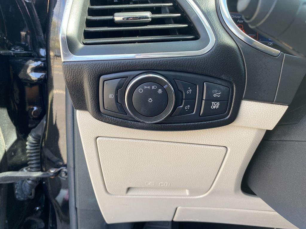 used 2021 Ford Edge car, priced at $18,995