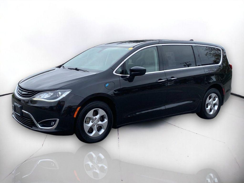 used 2017 Chrysler Pacifica Hybrid car, priced at $18,485