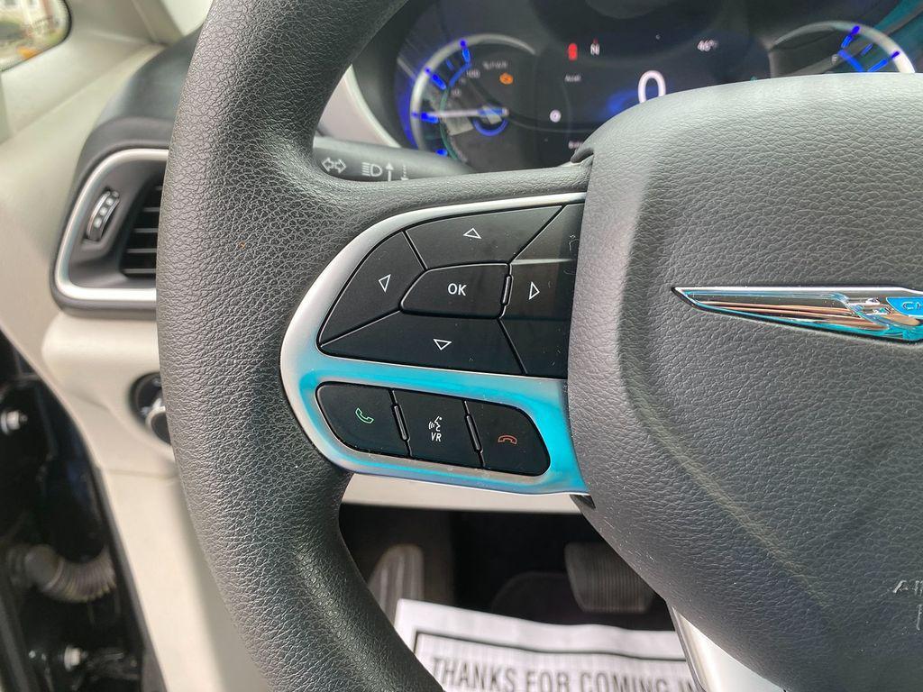 used 2017 Chrysler Pacifica Hybrid car, priced at $18,485