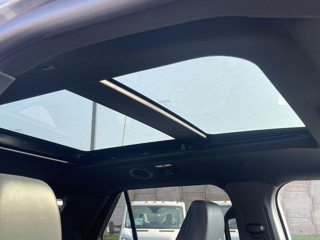 new 2025 Ford Explorer car, priced at $47,054