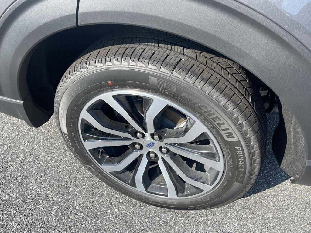 new 2025 Ford Explorer car, priced at $47,054