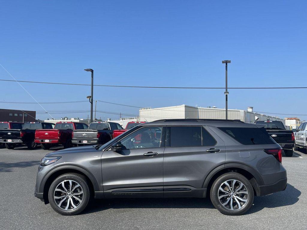 new 2025 Ford Explorer car, priced at $47,054
