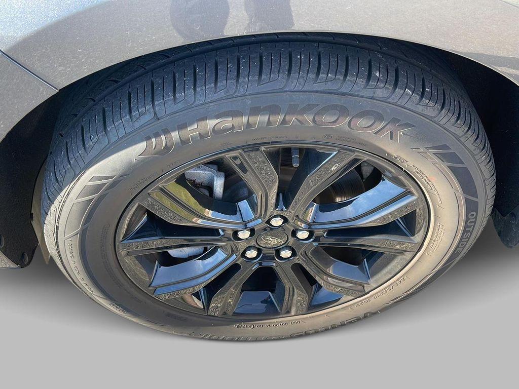 used 2022 Ford Edge car, priced at $22,550