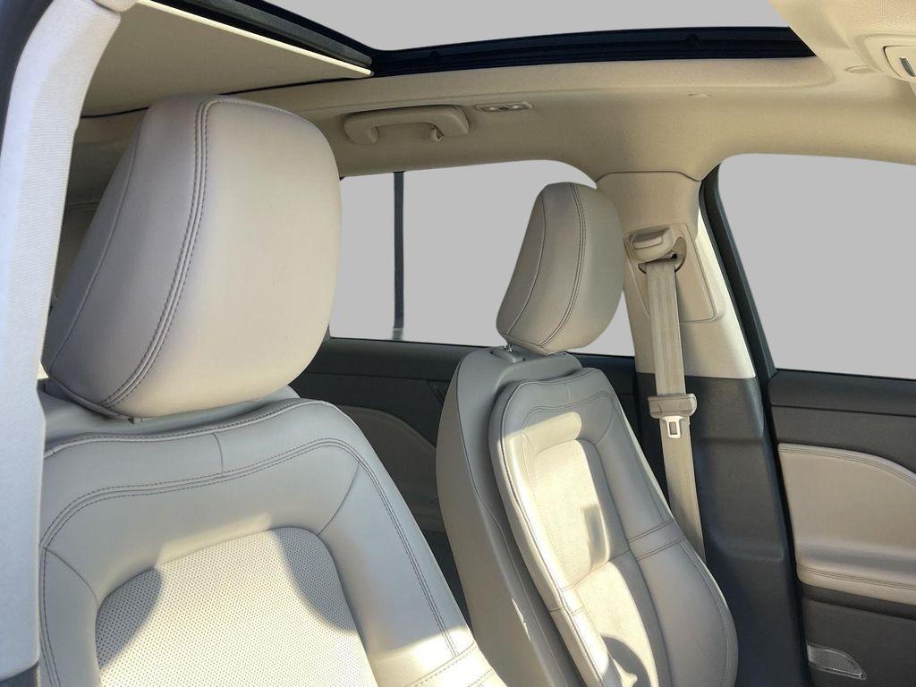 used 2022 Lincoln Corsair car, priced at $30,984