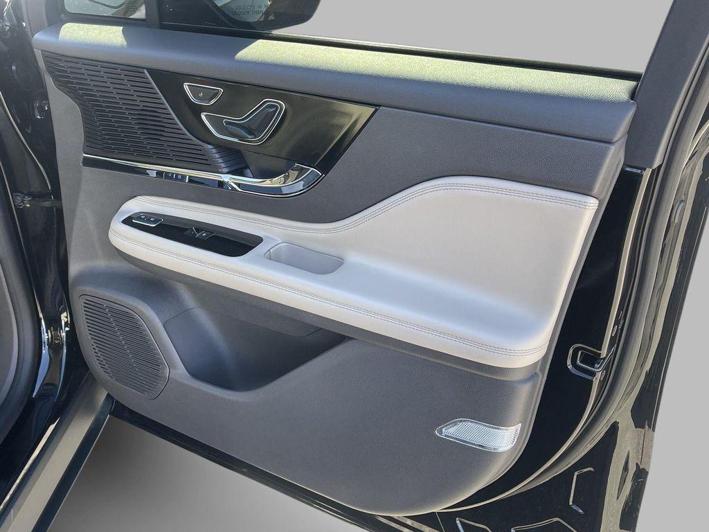 used 2022 Lincoln Corsair car, priced at $30,984