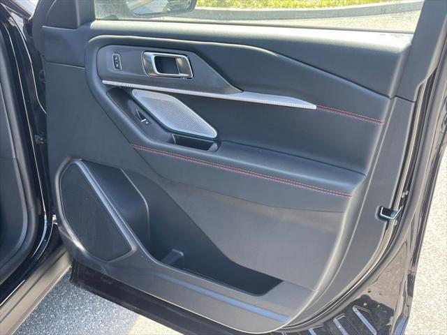 new 2025 Ford Explorer car, priced at $59,177