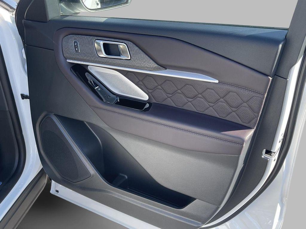 new 2025 Ford Explorer car, priced at $60,840