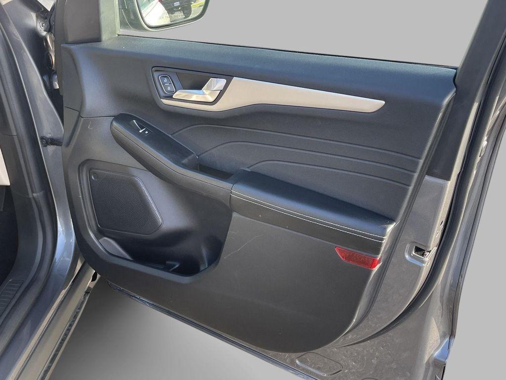 used 2022 Ford Escape car, priced at $22,795