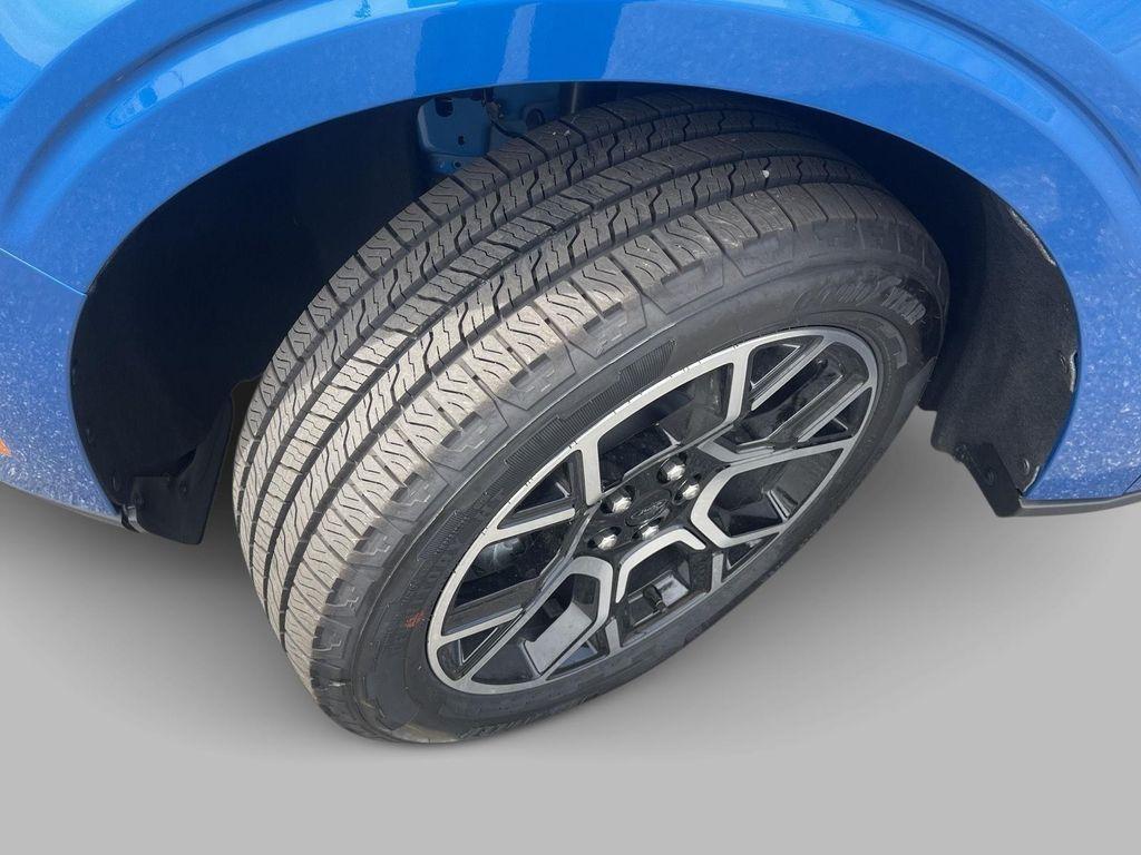 new 2025 Ford Maverick car, priced at $34,801