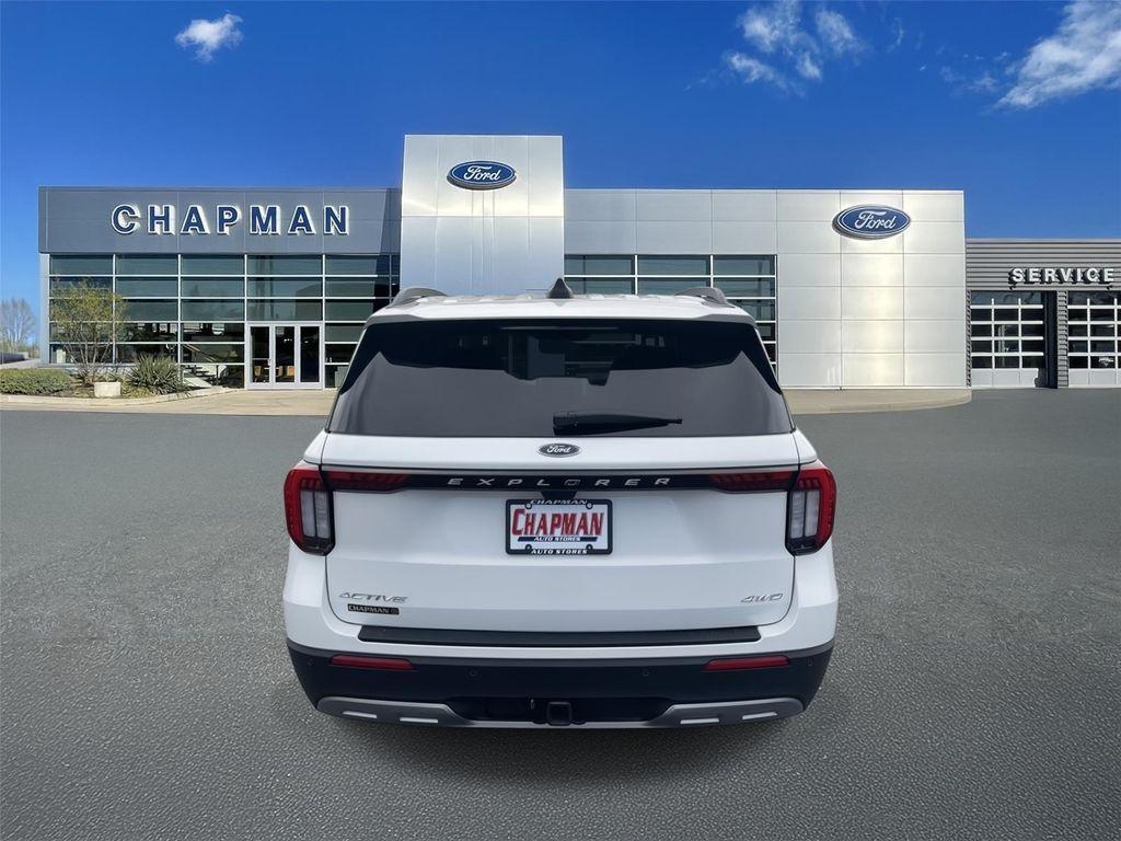 new 2025 Ford Explorer car, priced at $47,677